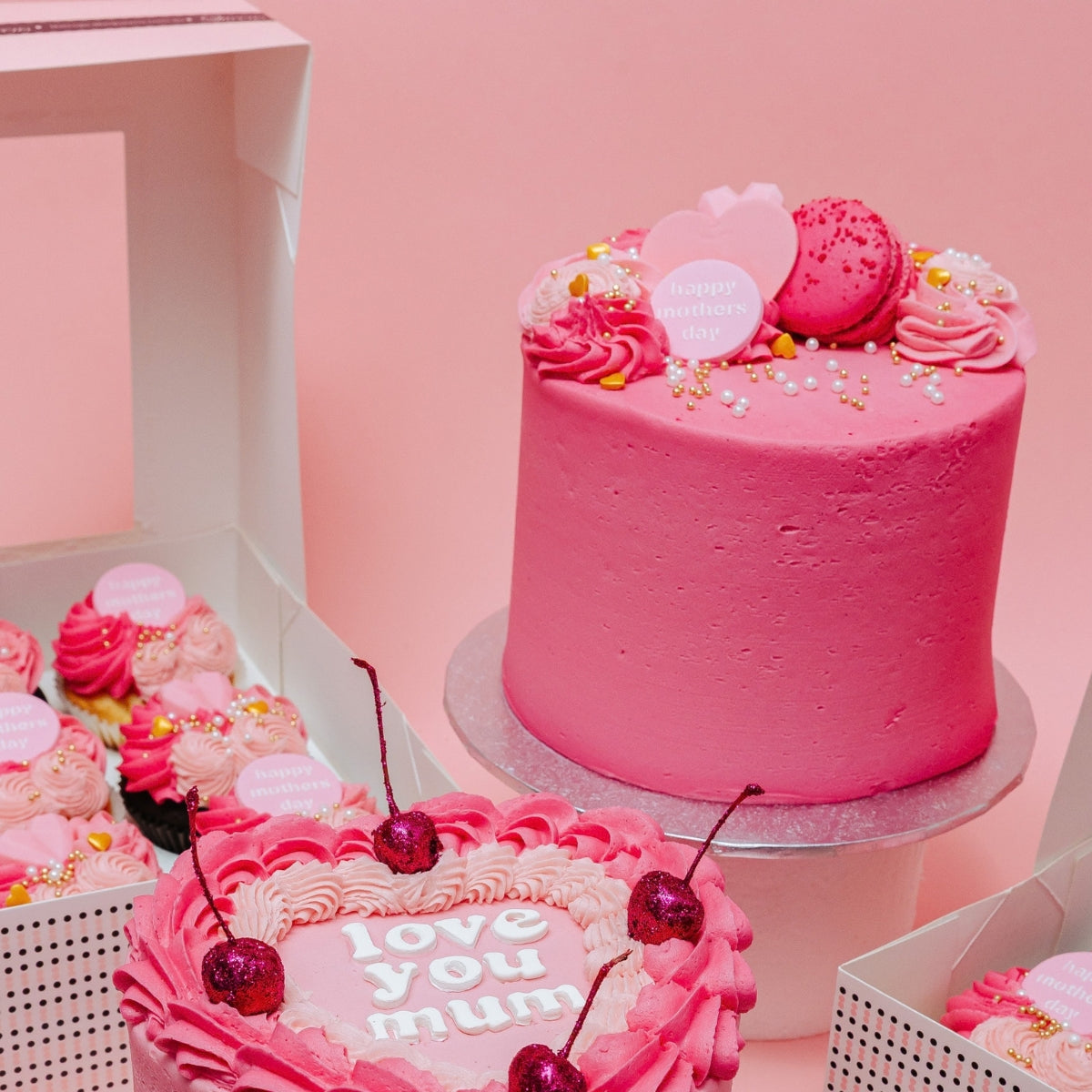 Deluxe Mother's Day Cake - The Cupcake Queens