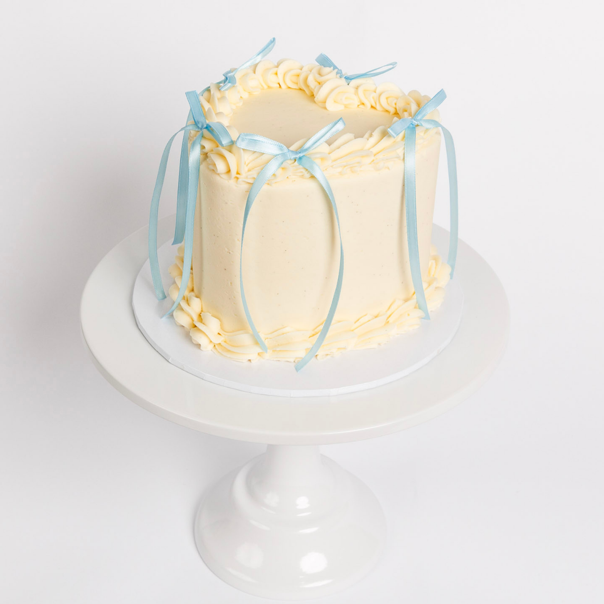 Vintage Heart Cake - Ribbon