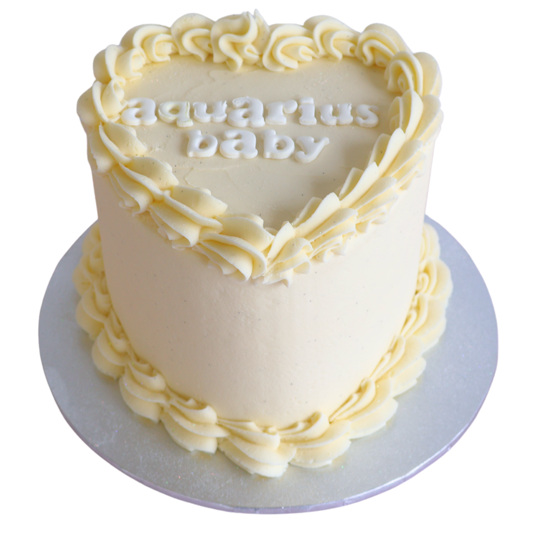 Vintage Heart Cake - Vanilla White - The Cupcake Queens