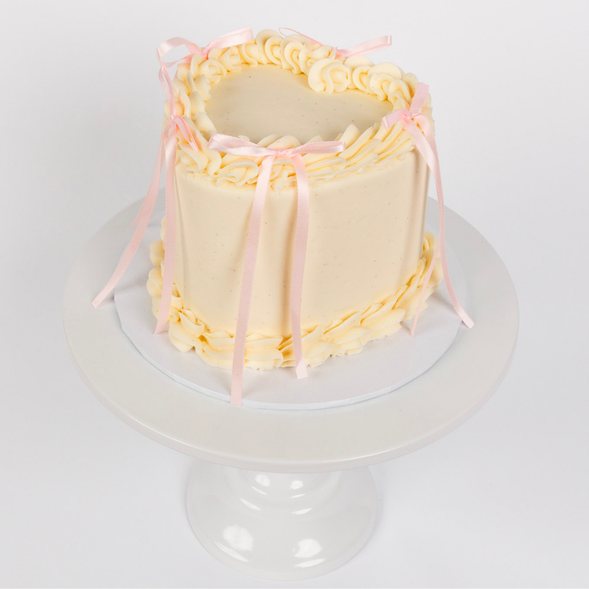Vintage Heart Cake - Ribbon