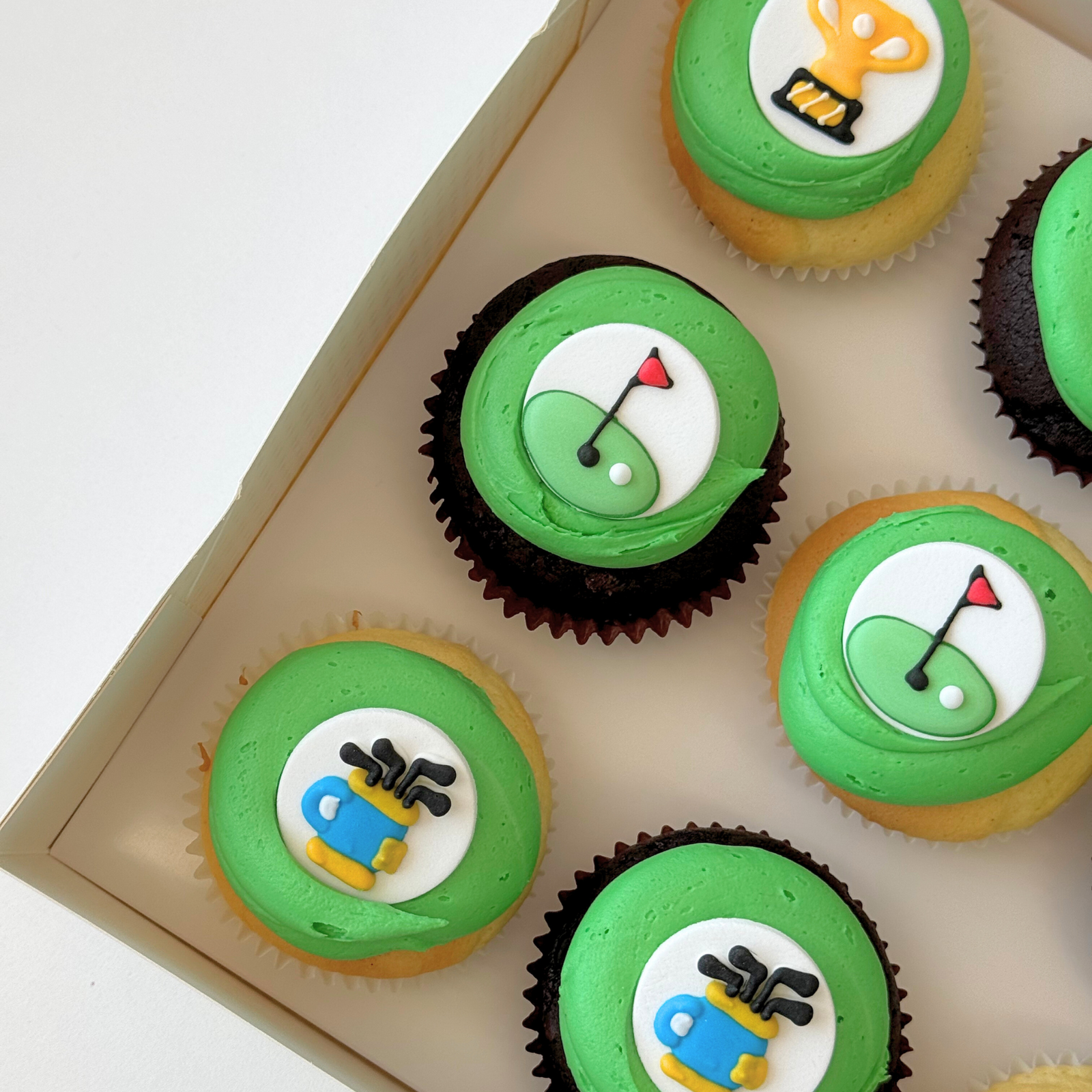 Golf Giftbox - The Cupcake Queens