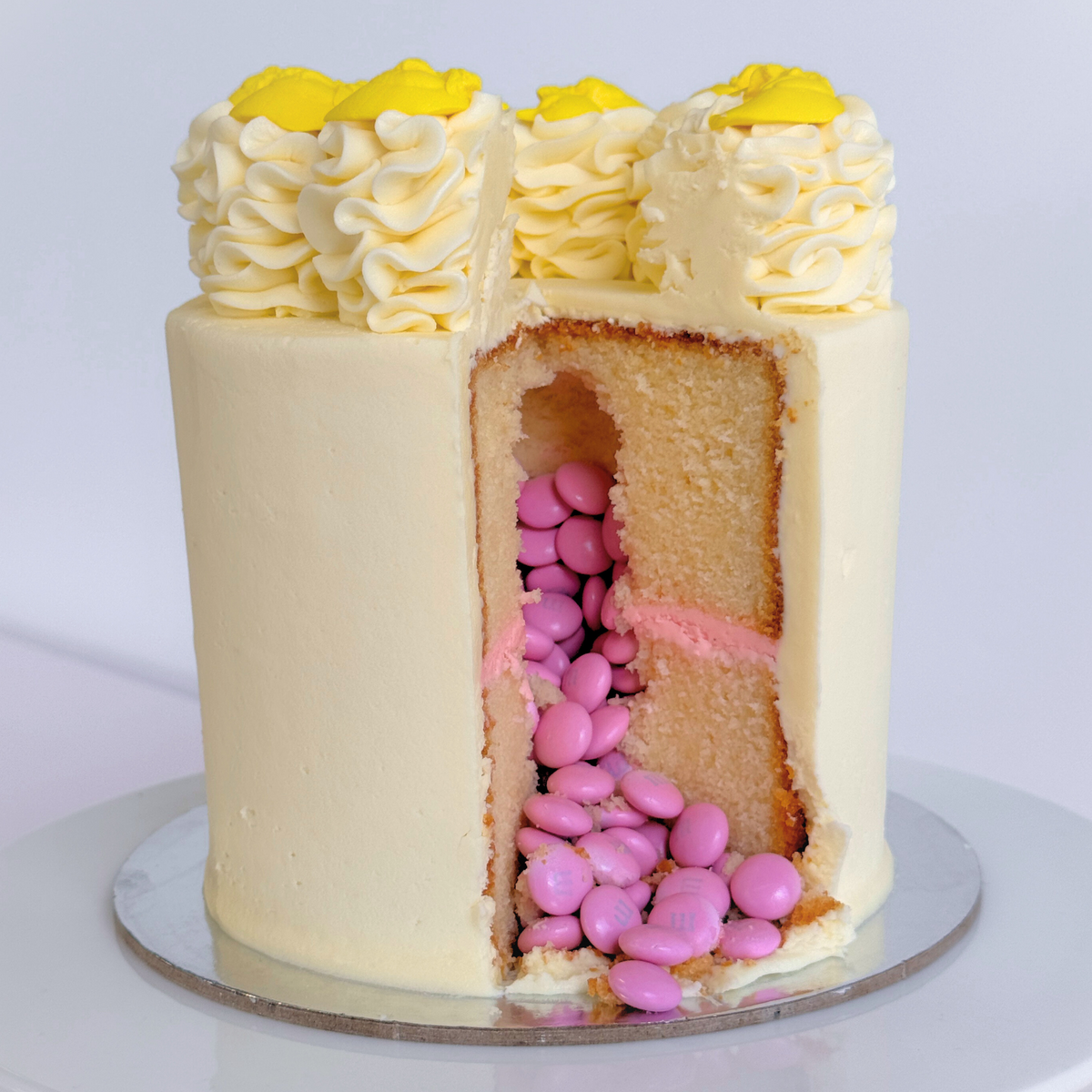 Gender Reveal Cake - The Cupcake Queens