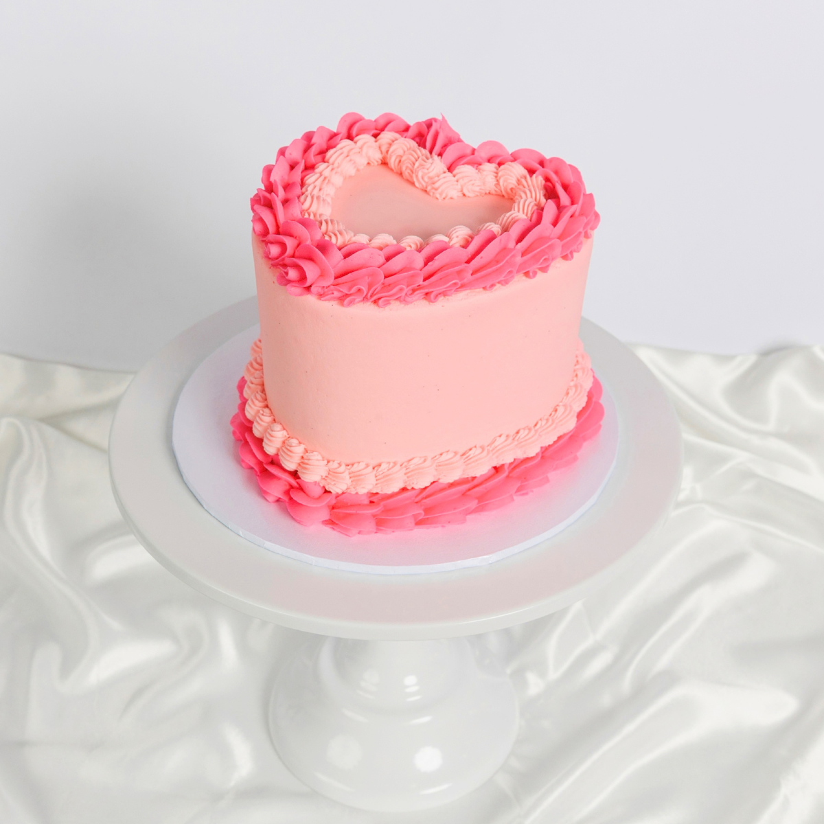 Two Tone Vintage Heart Cake in Pastel Pink and Hot Pink