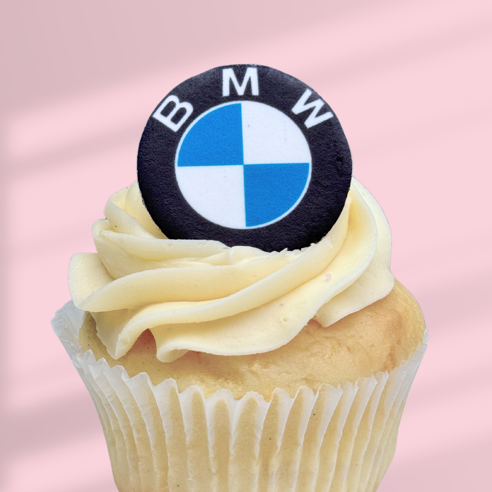 3_89ad300c-a66f-4247-9c42-9f2833f8b30e-The Cupcake Queens