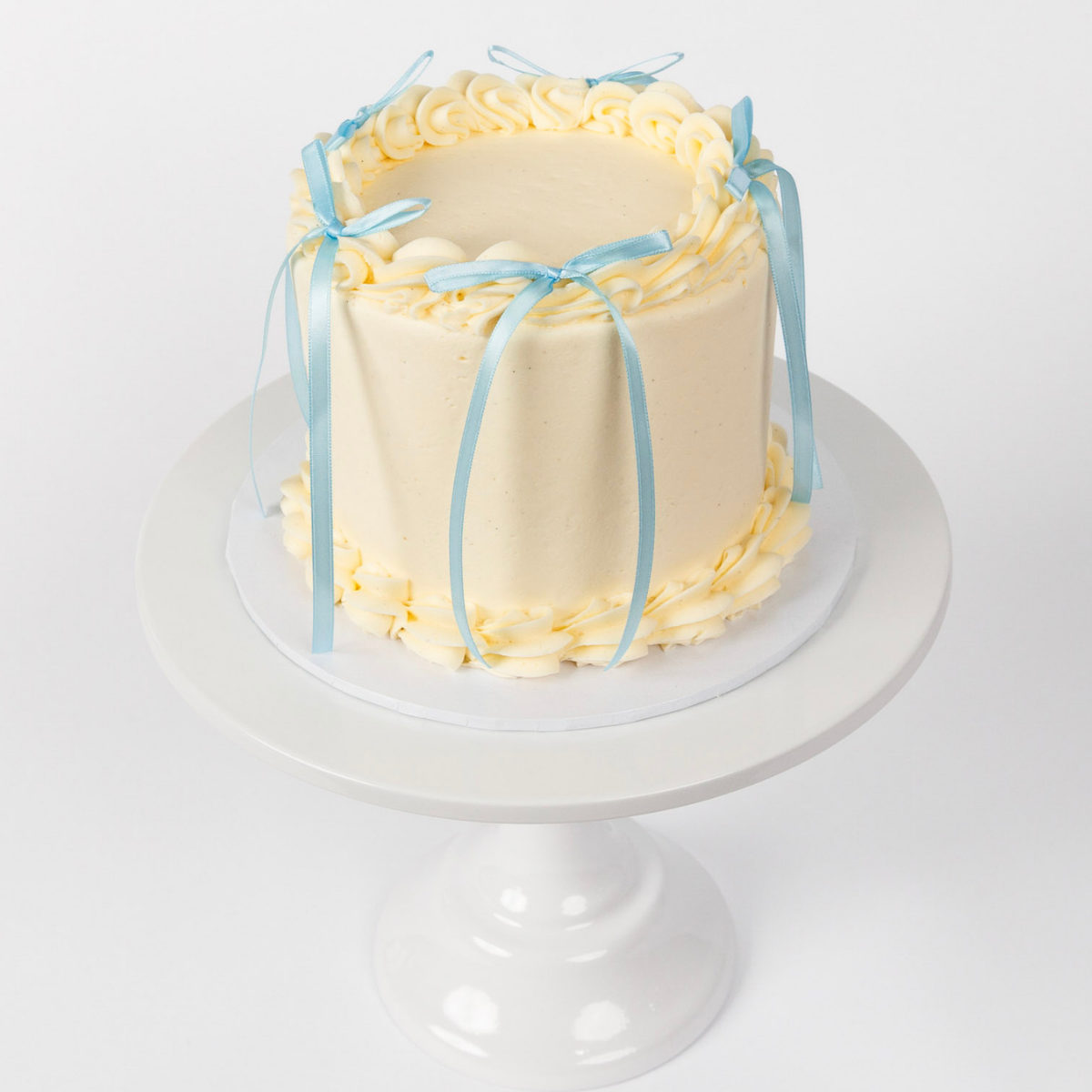 Vintage Round Cake - Ribbon