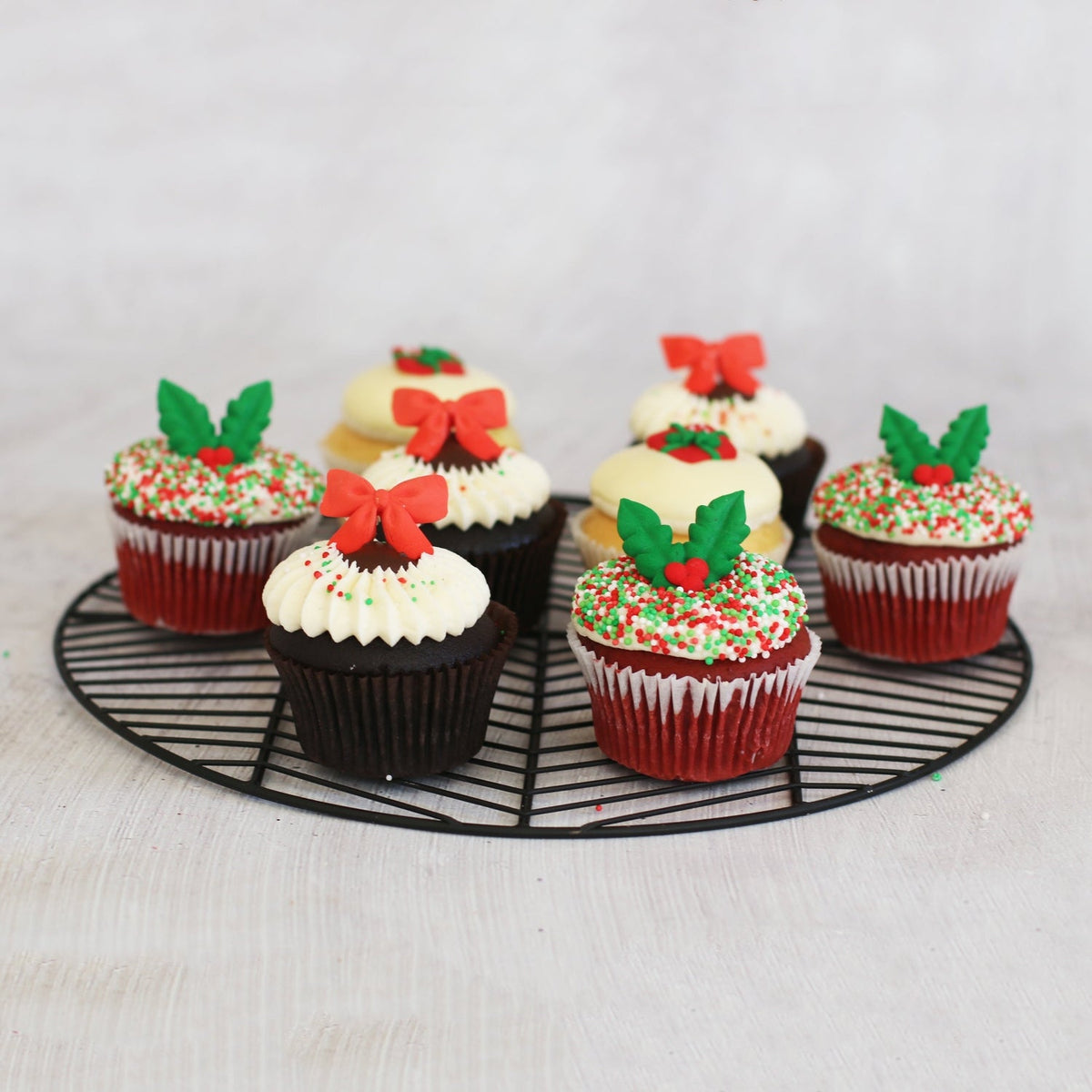 Christmas Deluxe Regular Gift Box-The Cupcake Queens