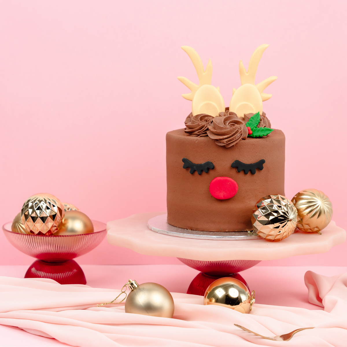 Christmas Rudolph the Reindeer Cake - The Cupcake Queens